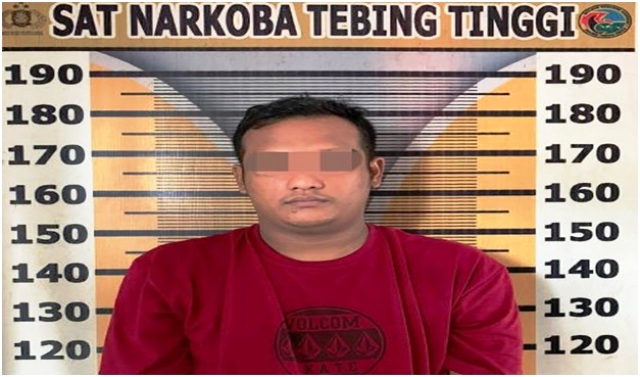 Pelaku diamankan di kantor Sat Narkoba Polres Tebingtinggi.