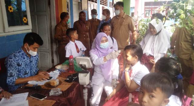 Pelaksanaan vaksinasi anak di Kecamatan Pantai Labu.